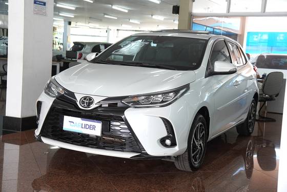 TOYOTA YARIS 1.5 16V FLEX XLS MULTIDRIVE TOYOTA YARIS 1.5 16V FLEX XLS MULTIDRIVE